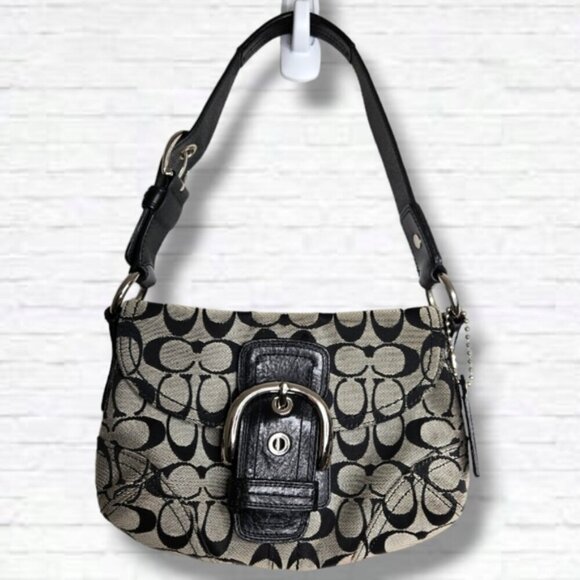 バッグ Coach Flap Soho black Signature Shoulder Coach Soho Bag, Black: Handbags: Amazon.com